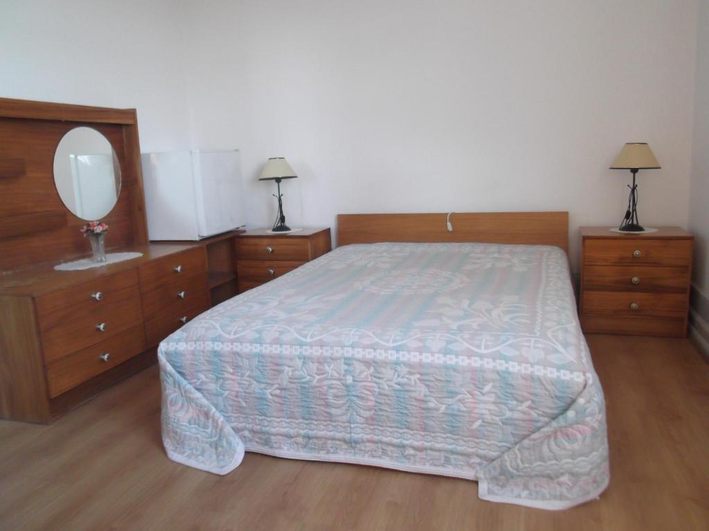 Residencial Galo D'Ouro Otel Caminha Oda fotoğraf